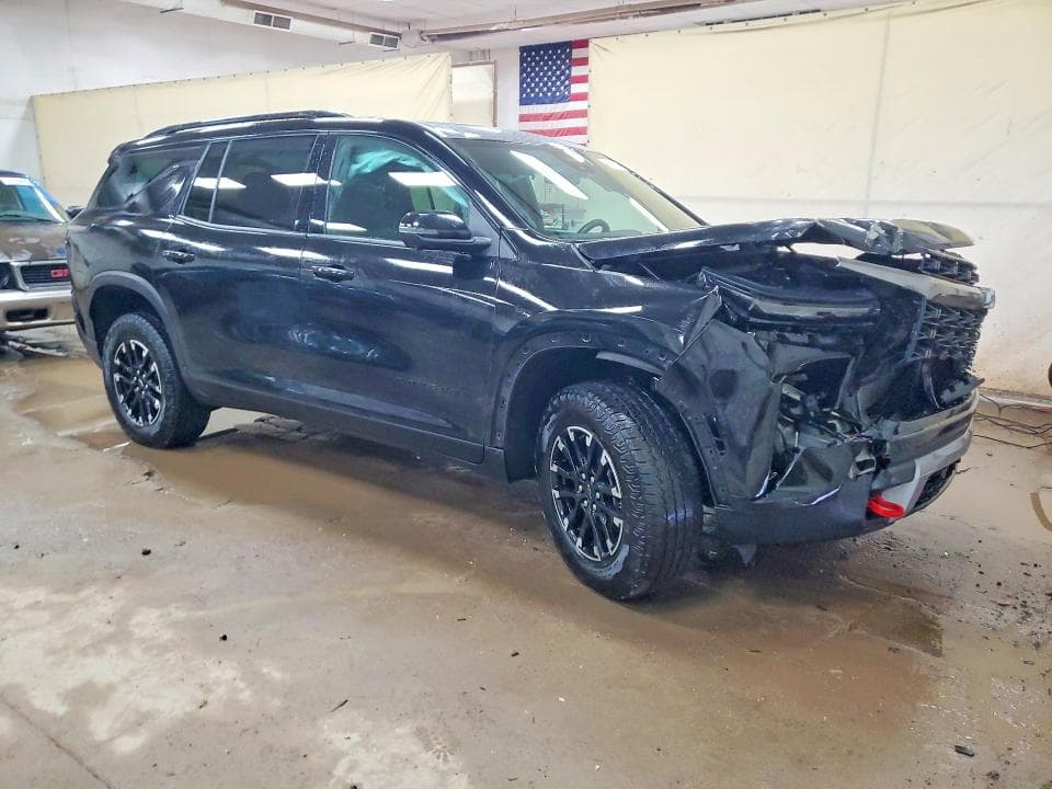 2025 CHEVROLET TRAVERSE Z71 4