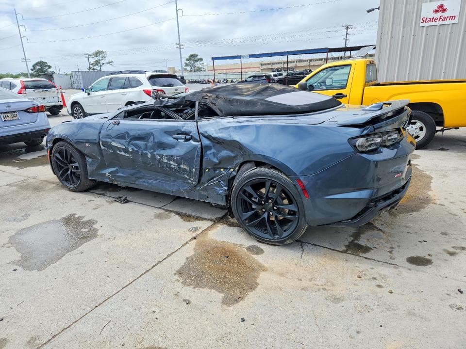 2023 CHEVROLET CAMARO LT 2