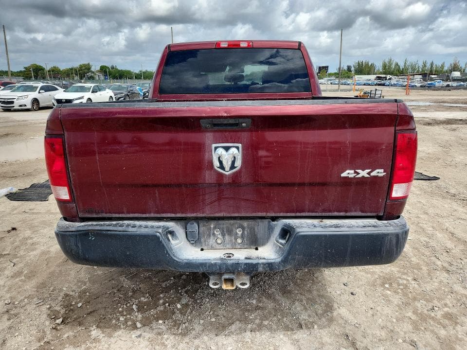 2018 RAM 1500 ST 6