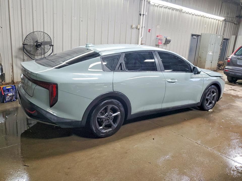 2025 KIA K4 LXS LXS 3