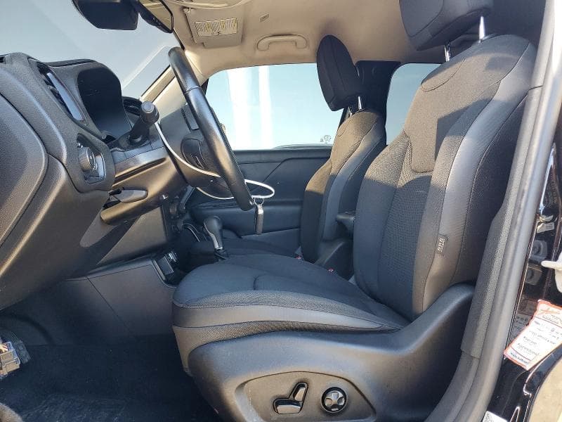 2018 JEEP RENEGADE LATITUDE 7
