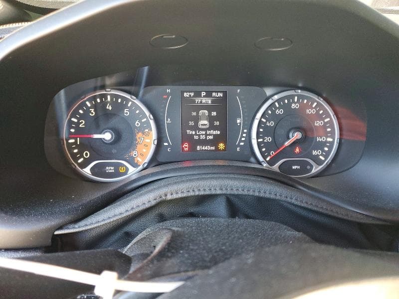 2018 JEEP RENEGADE LATITUDE 9