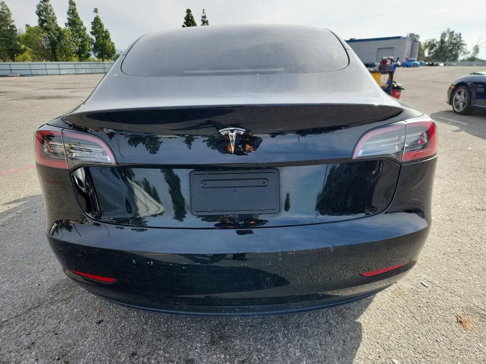 2023 TESLA MODEL 3 6