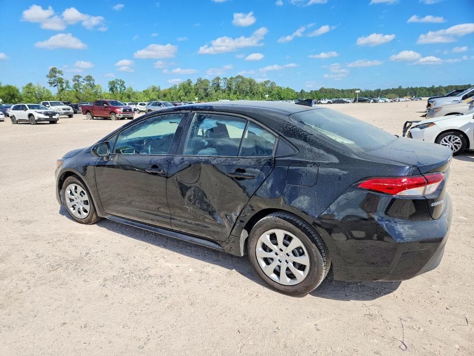 2026 TOYOTA COROLLA 2