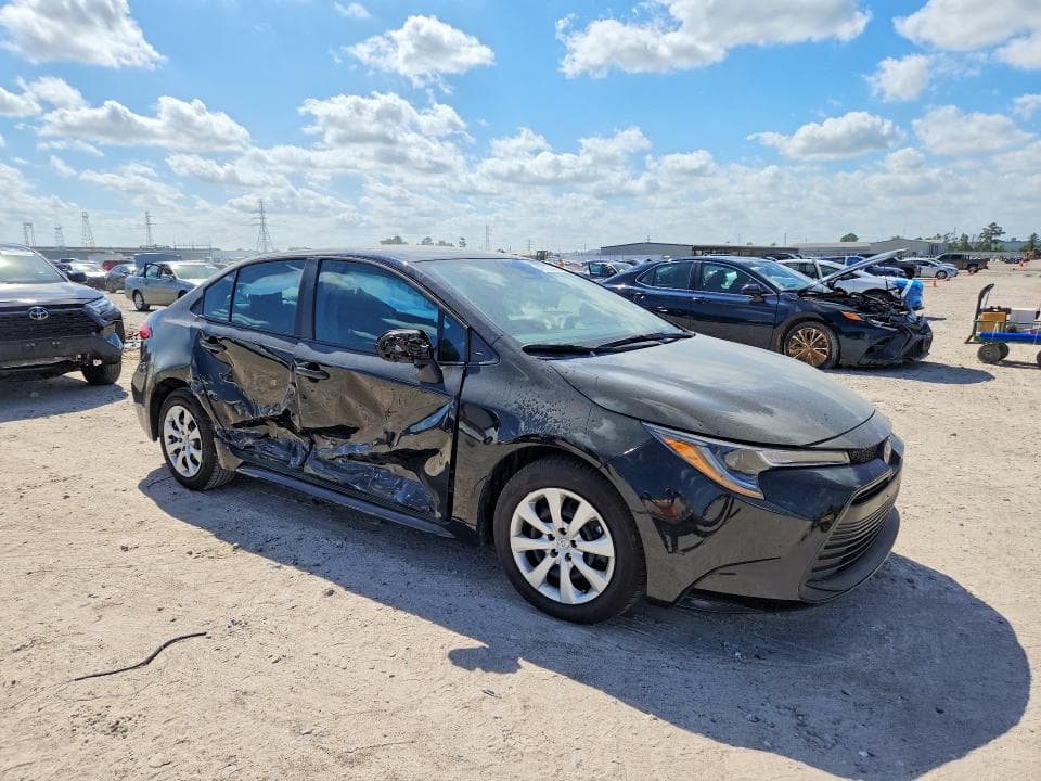 2026 TOYOTA COROLLA 4