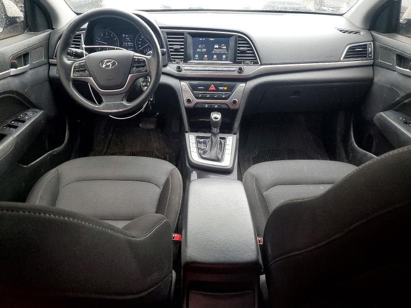 2017 HYUNDAI ELANTRA SE 8
