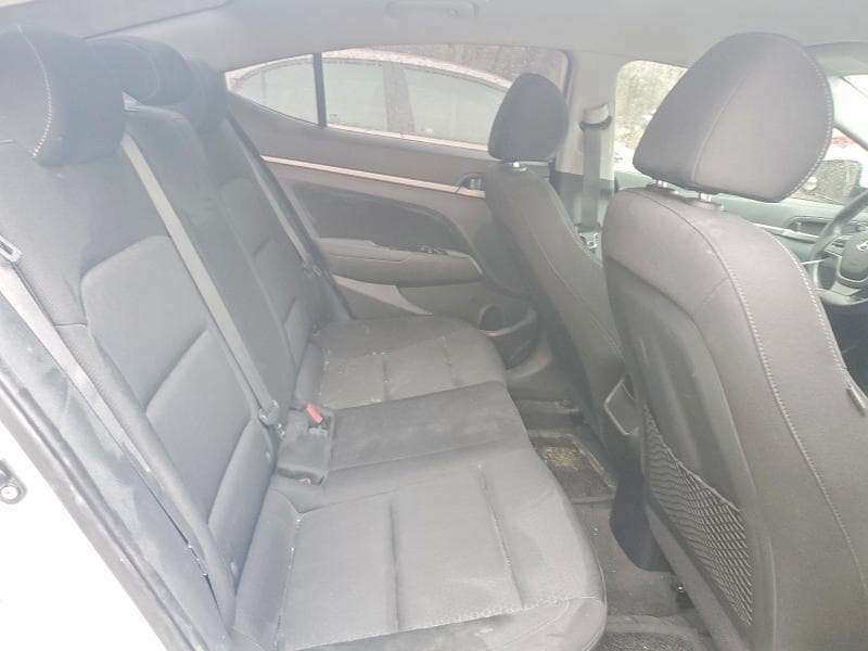 2017 HYUNDAI ELANTRA SE 10