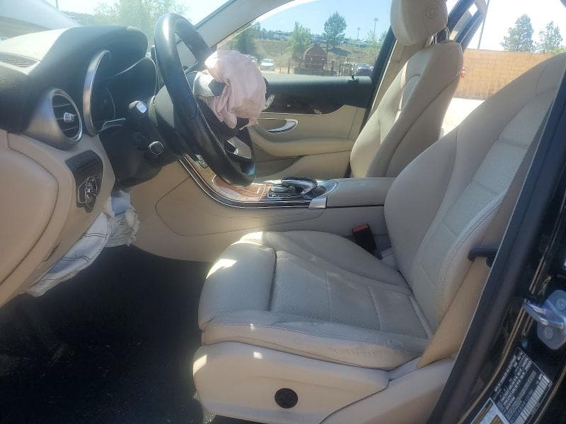 2017 MERCEDES-BENZ GLC 300 7