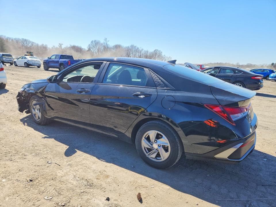 2025 HYUNDAI ELANTRA SE 2