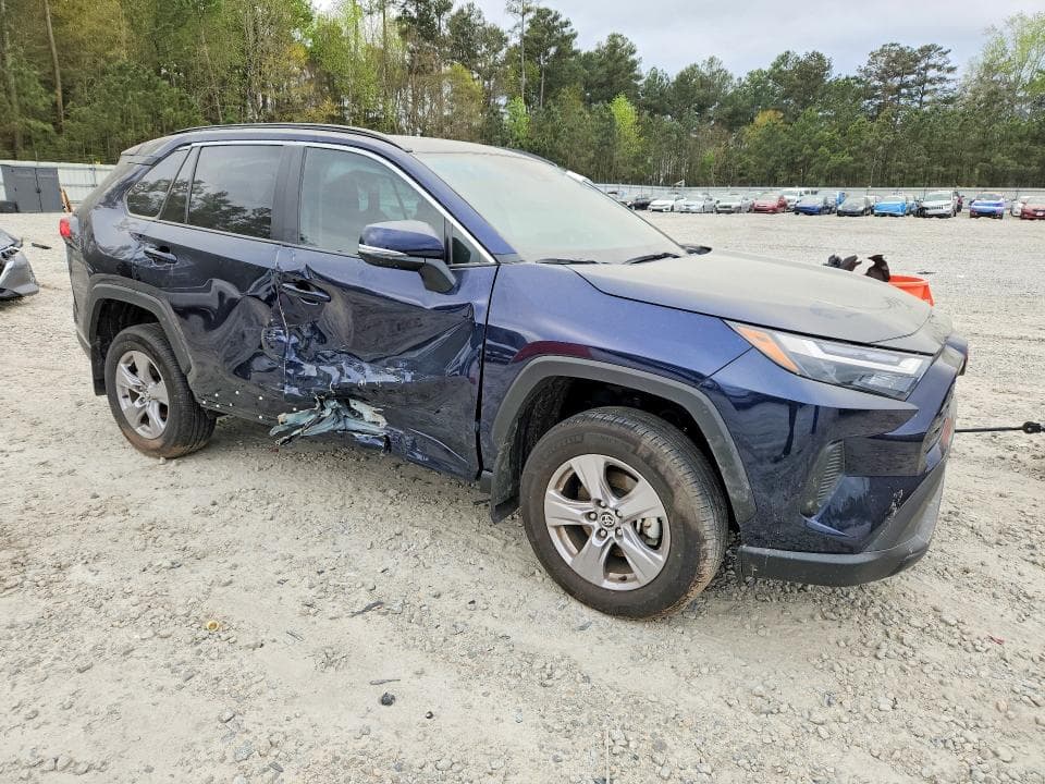 2025 TOYOTA RAV4 XLE 4