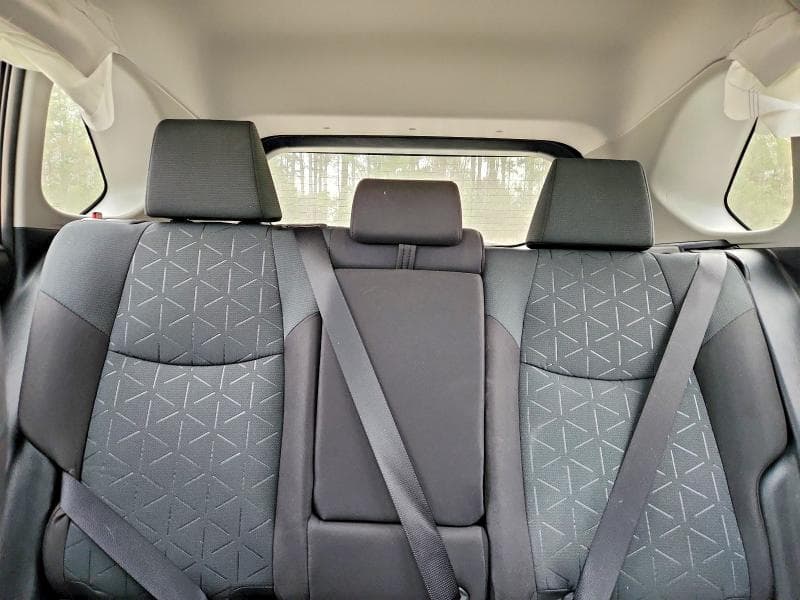 2025 TOYOTA RAV4 XLE 10