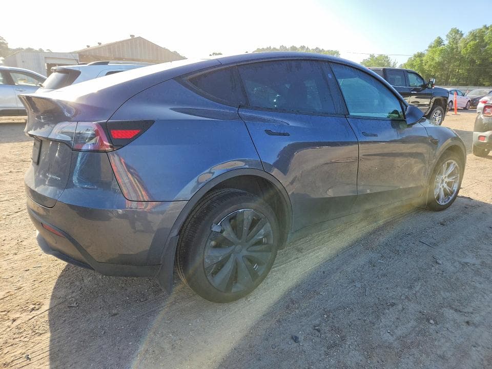 2023 TESLA MODEL Y 3