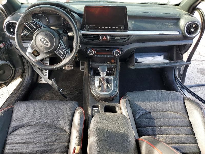 2022 KIA FORTE GT 8