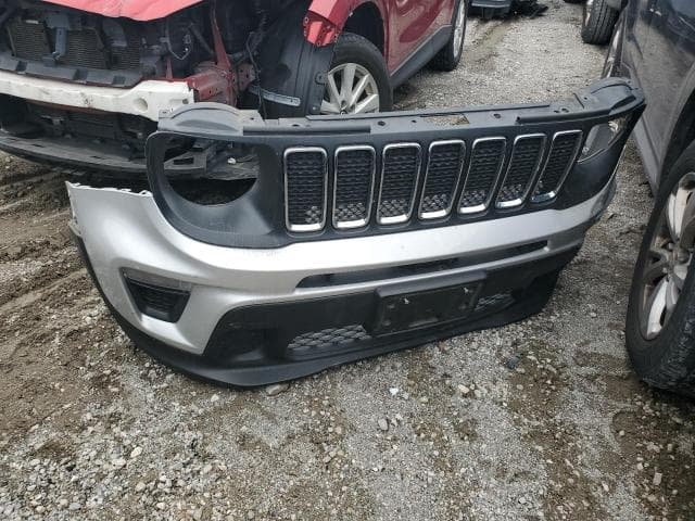 2019 JEEP RENEGADE SPORT 12