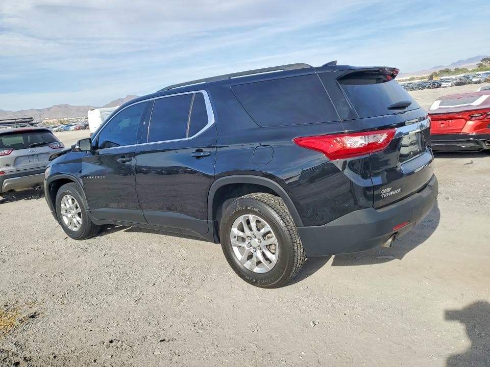 2020 CHEVROLET TRAVERSE LT 2