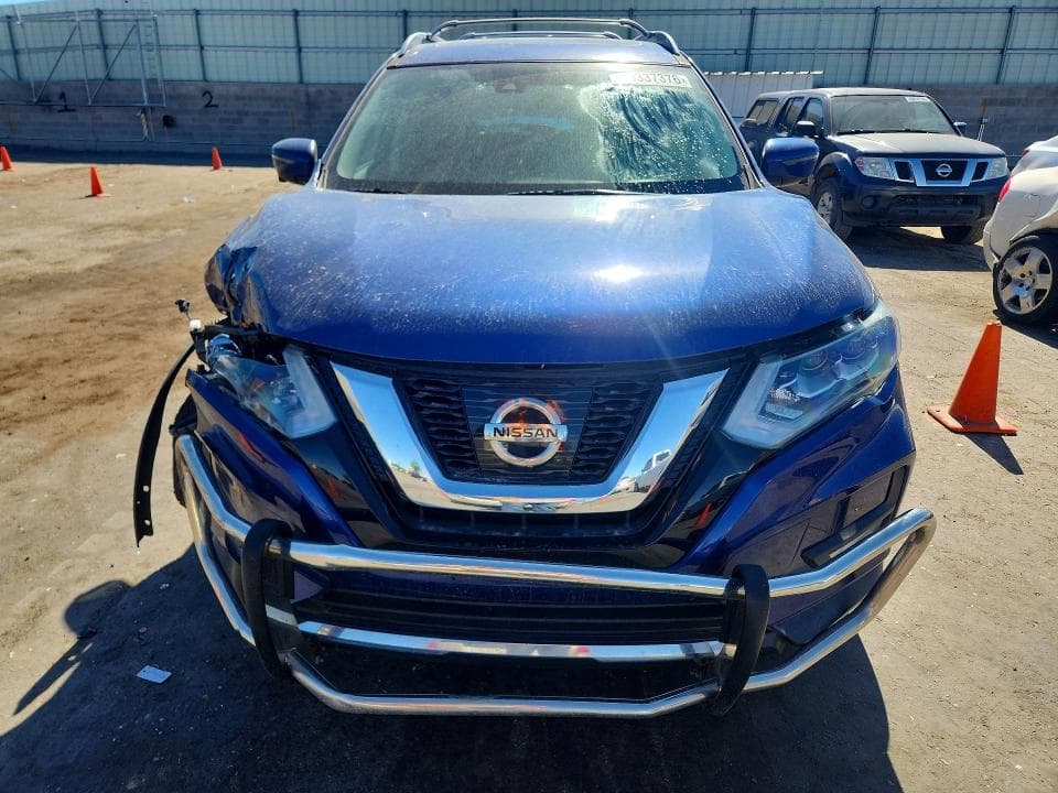 2017 NISSAN ROGUE SL 5