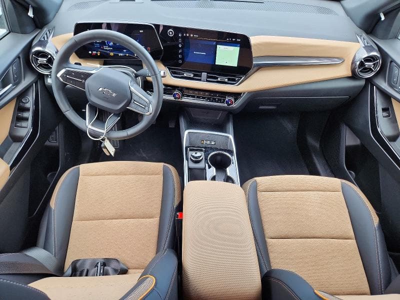 2025 CHEVROLET EQUINOX ACTIV 8