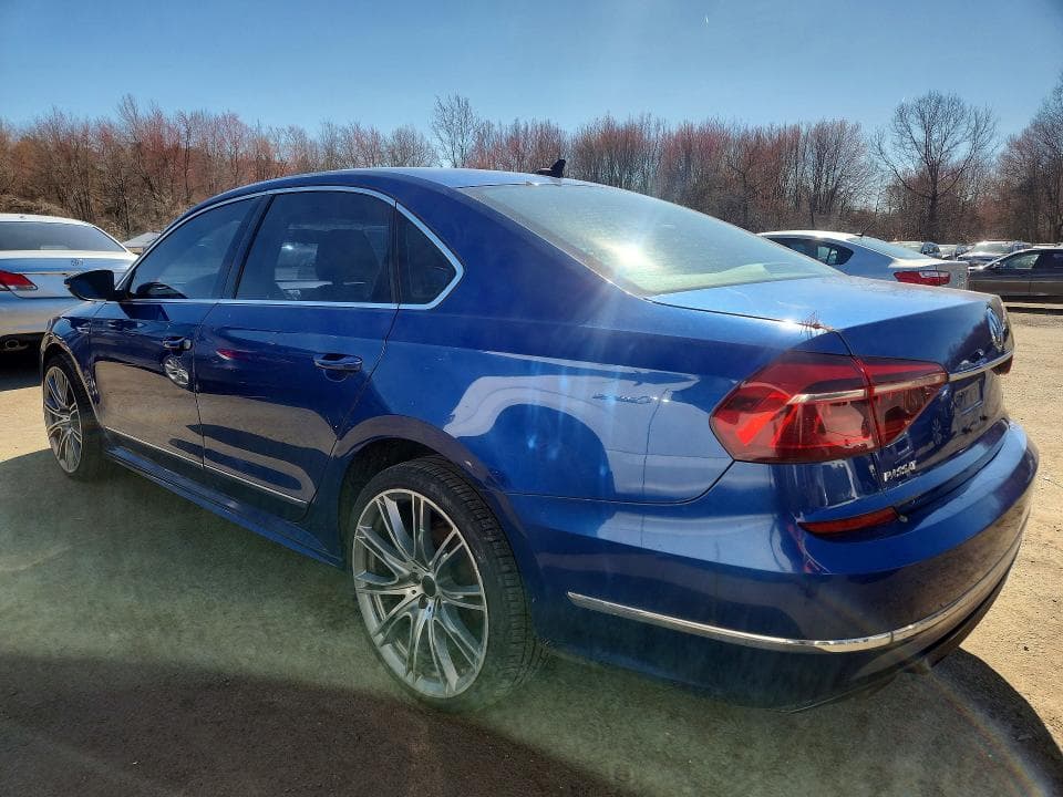 2017 VOLKSWAGEN PASSAT R-LINE R-LINE 3