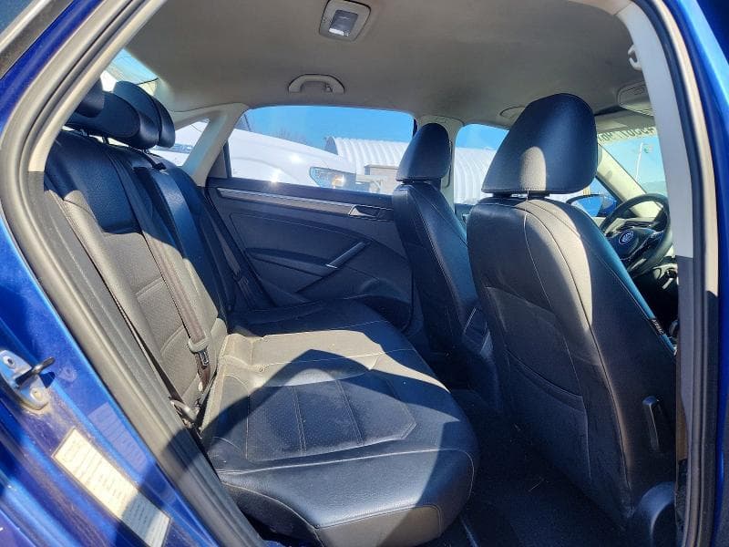 2017 VOLKSWAGEN PASSAT R-LINE R-LINE 11