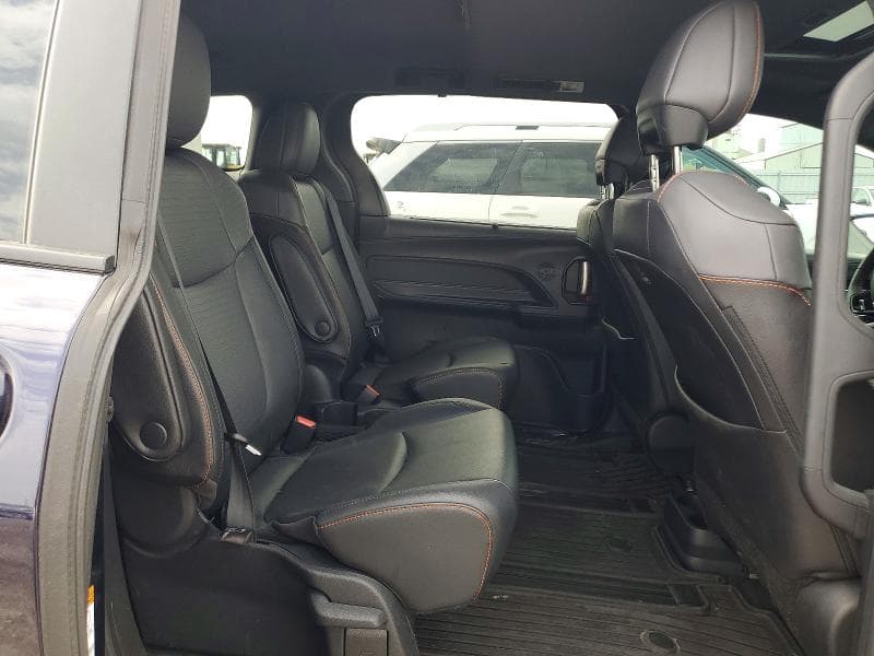 2021 TOYOTA SIENNA XSE XSE 11