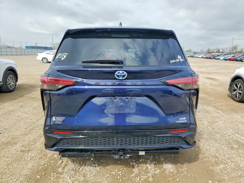 2021 TOYOTA SIENNA XSE XSE 6