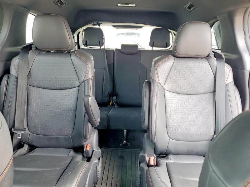 2021 TOYOTA SIENNA XSE XSE 10