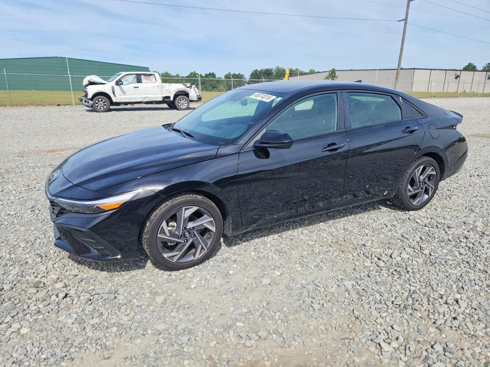 2025 HYUNDAI ELANTRA SEL SPORT - 1