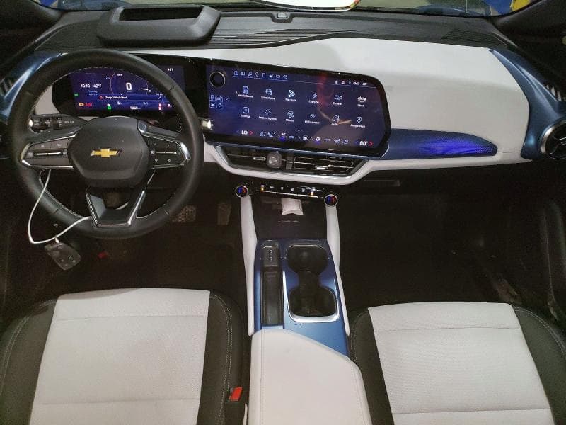 2025 CHEVROLET EQUINOX LT LT 8