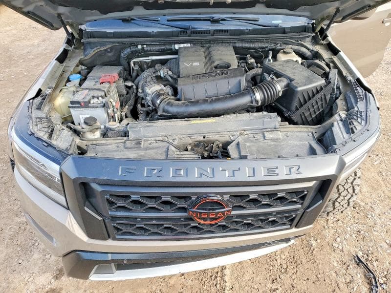 2023 NISSAN FRONTIER PRO-4X 11