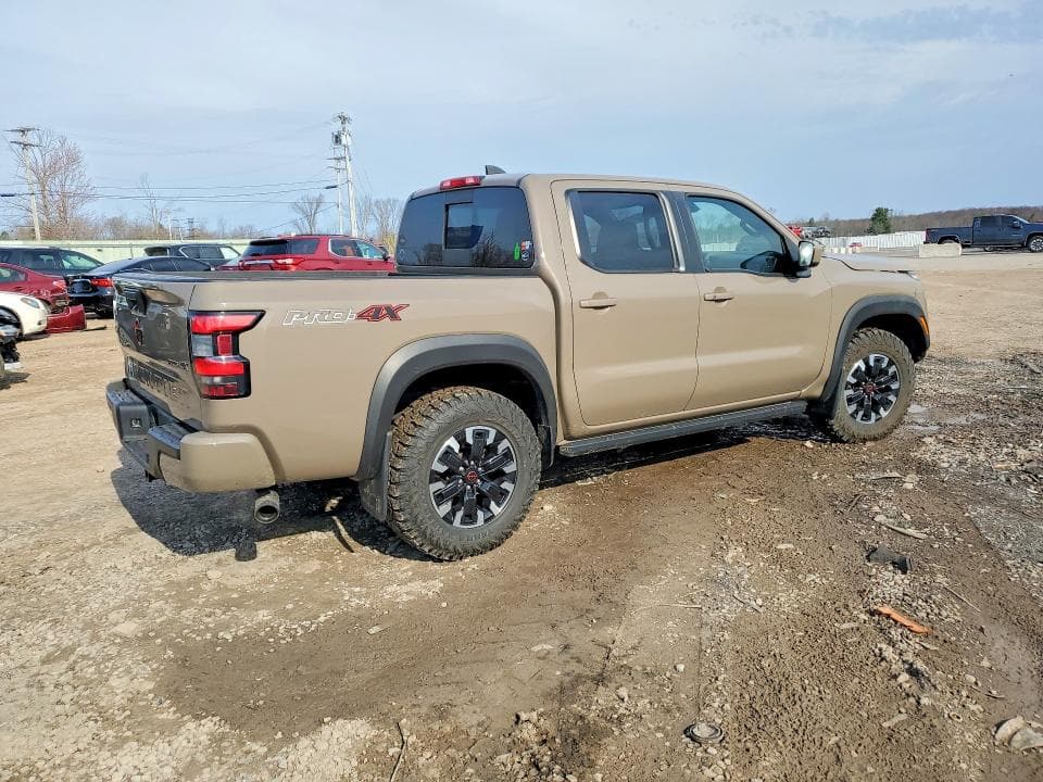 2023 NISSAN FRONTIER PRO-4X 3