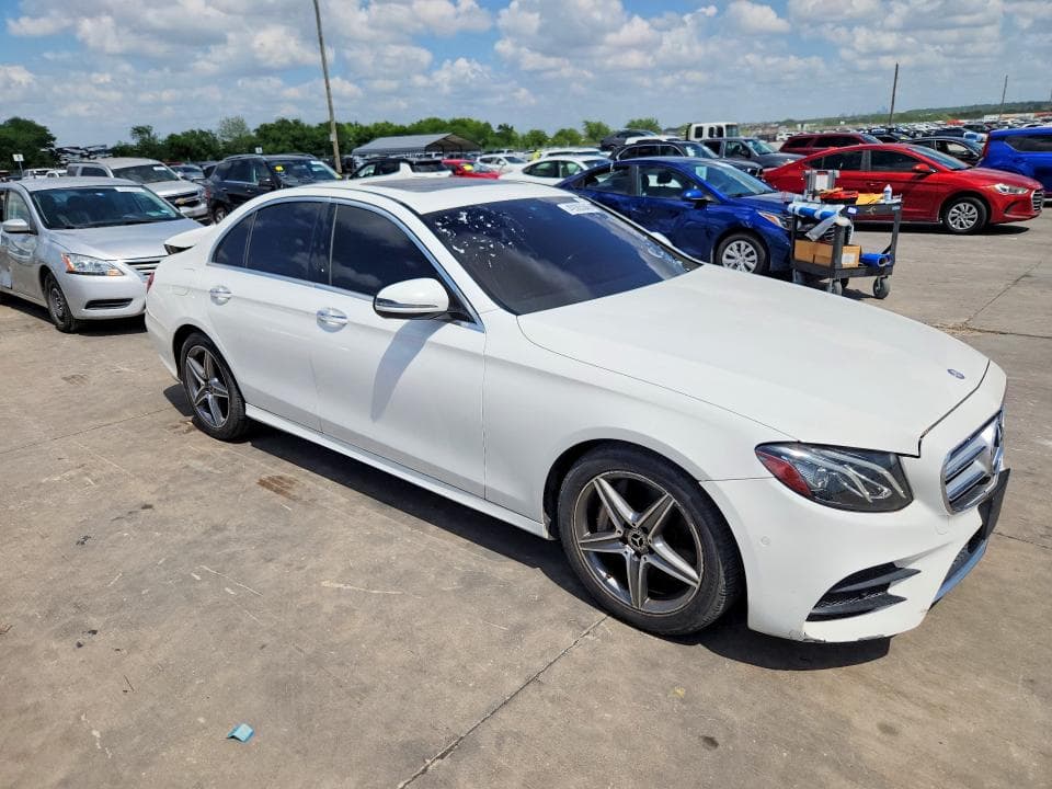 2017 MERCEDES-BENZ E 300 4MATIC 4