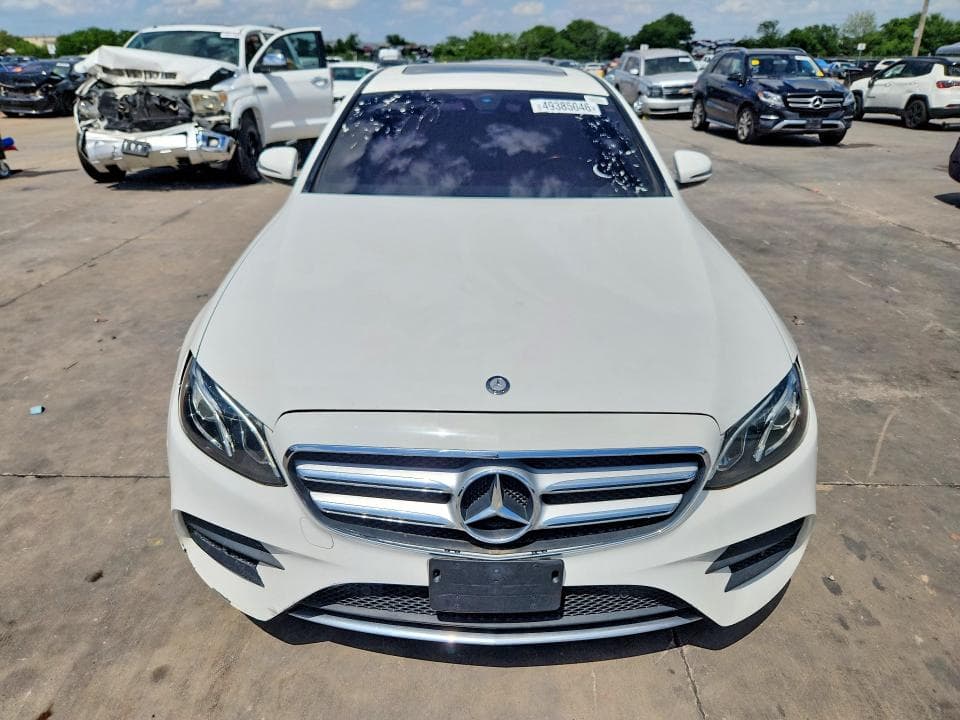 2017 MERCEDES-BENZ E 300 4MATIC 5