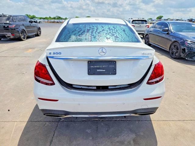 2017 MERCEDES-BENZ E 300 4MATIC 6