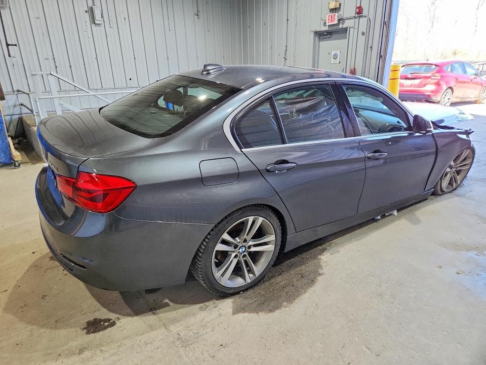 2018 BMW 330 XI 3