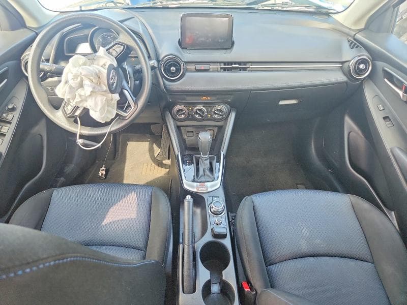 2020 TOYOTA YARIS HATCHBACK LE 8