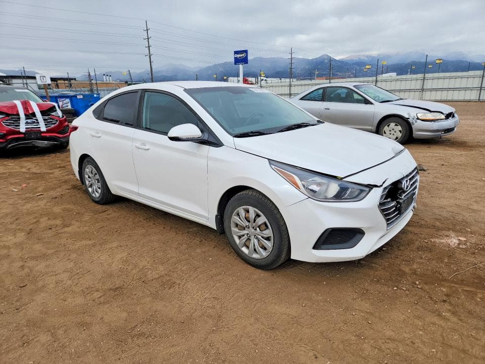 2019 HYUNDAI ACCENT SE SE 4
