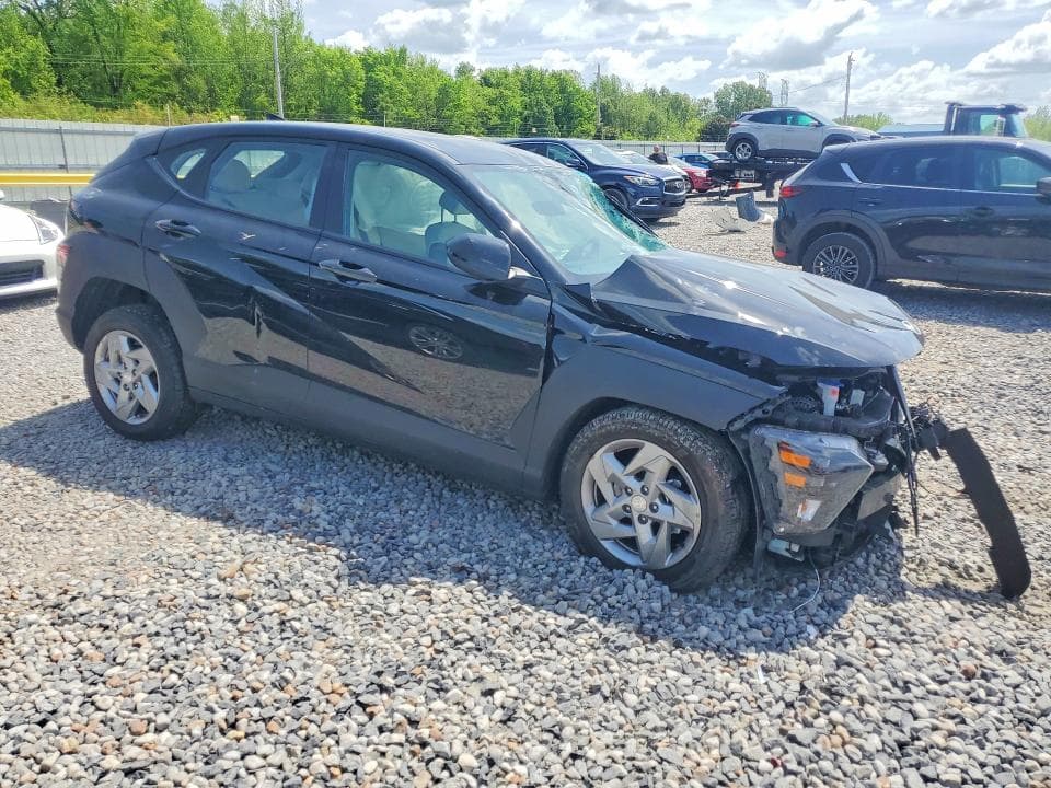 2026 HYUNDAI KONA SE 4