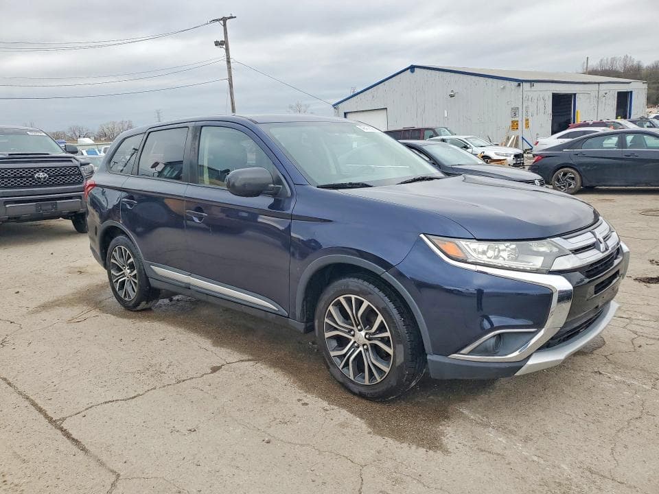 2018 MITSUBISHI OUTLANDER ES ES 4