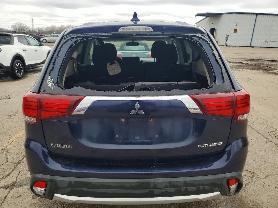 2018 MITSUBISHI OUTLANDER ES ES 6