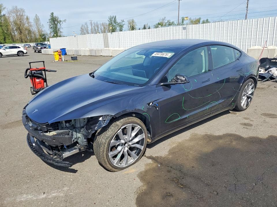 2025 TESLA MODEL 3 1