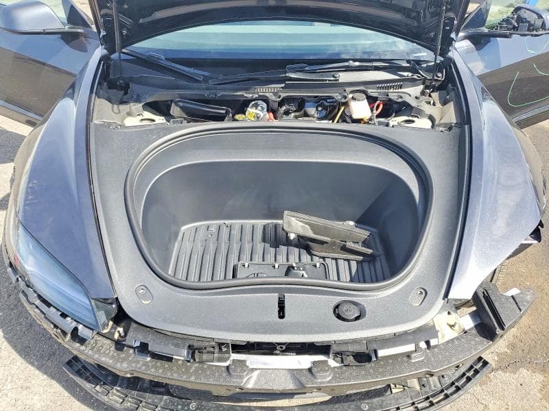 2025 TESLA MODEL 3 11