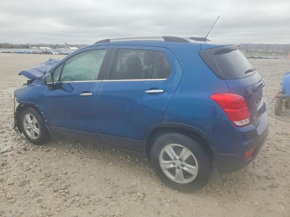2020 CHEVROLET TRAX 1LT 2