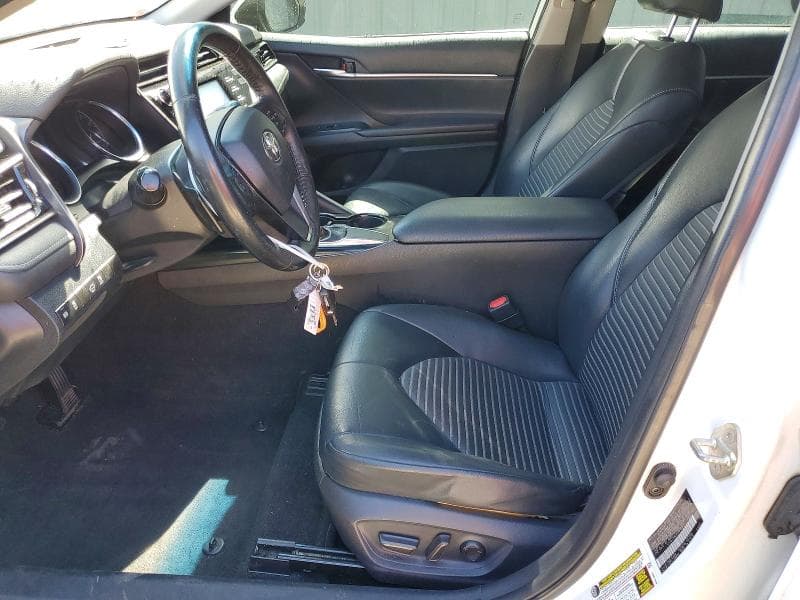 2019 TOYOTA CAMRY SE 7