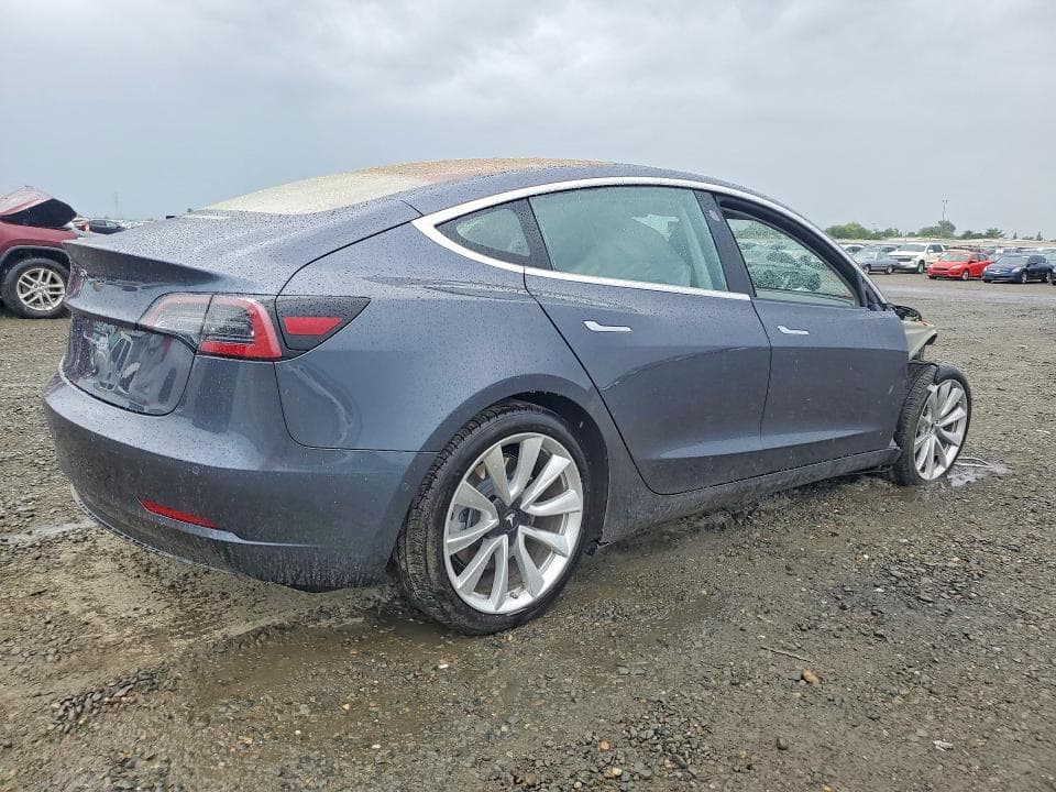 2018 TESLA MODEL 3 3