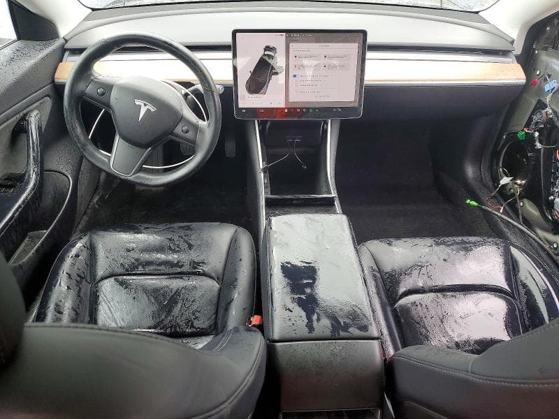 2018 TESLA MODEL 3 8