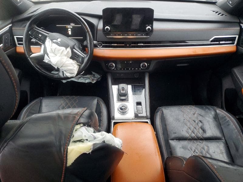2022 MITSUBISHI OUTLANDER SEL SEL 8
