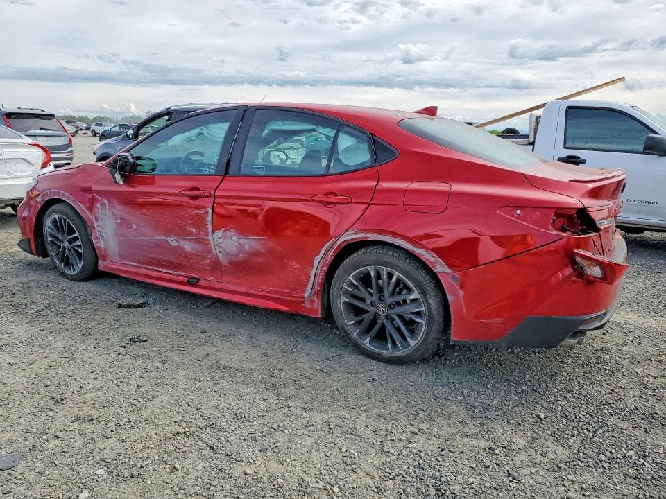 2025 TOYOTA CAMRY SE 2