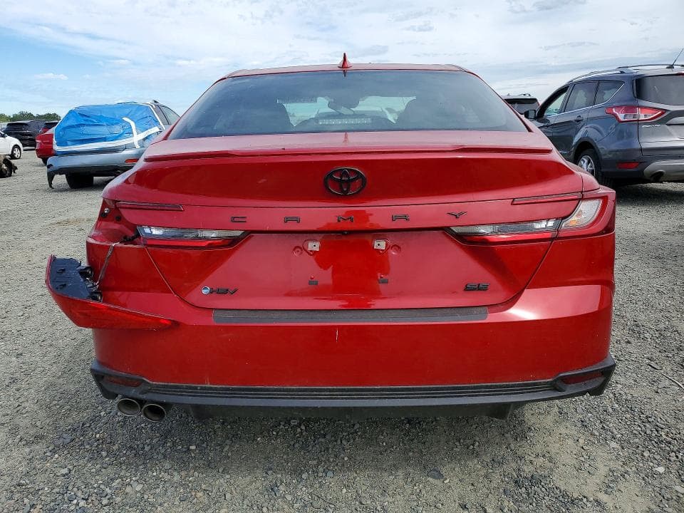 2025 TOYOTA CAMRY SE 6