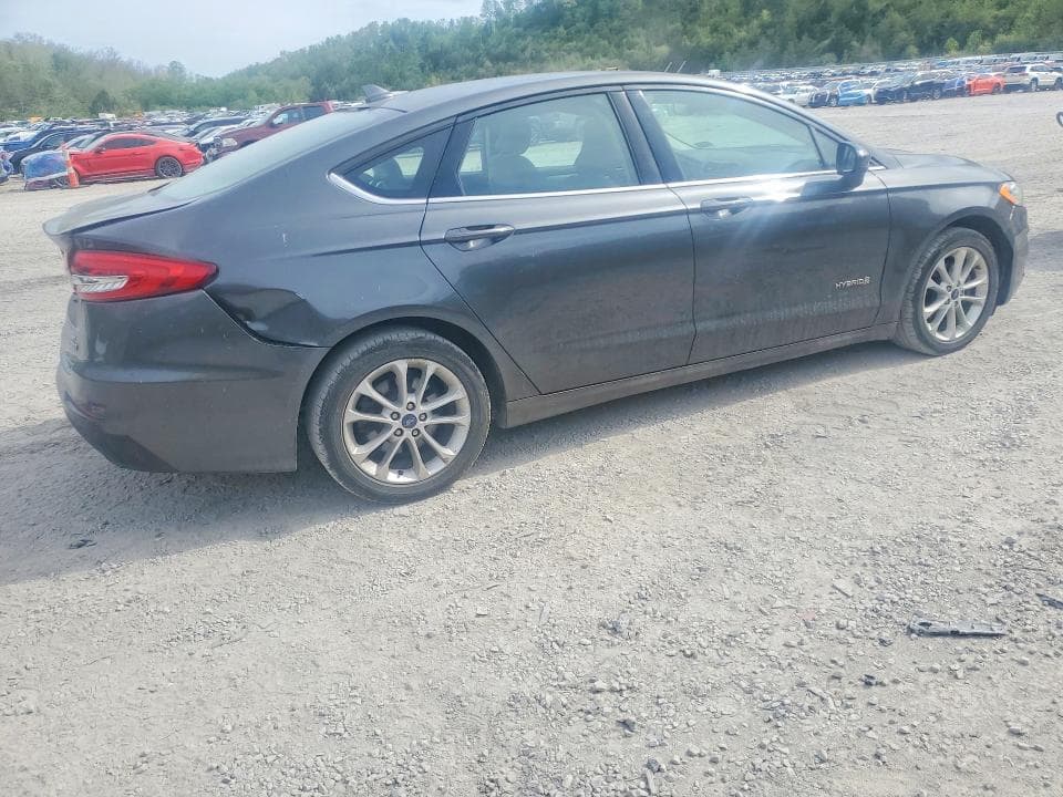 2019 FORD FUSION SE 3