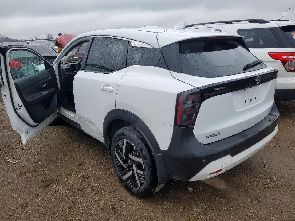 2025 NISSAN KICKS SV 2